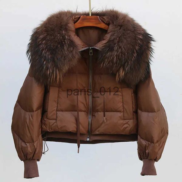 Piel de mujer Piel sintética Ventas calientes Nueva chaqueta acolchada de invierno para mujer Cuello de piel de mapache real Parkas gruesas y cálidas Pantalón corto casual Suelto 90% Abrigo de plumón de pato blanco x1004