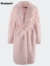 Femme Fourrure Fausse Fourrure Nerazzurri Hiver Long Surdimensionné Rose Poilu Épais Chaud Doux Fausse Fourrure Manteau Femmes Ceintures Haute Qualité Lâche Décontracté Fourrure Pardessus 231122