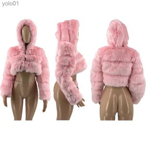 Fourrure Femme Fausse Fourrure S-2XL Manteaux À Capuchon Femmes 2022 Haut D'hiver Mode Rose FAUX Fourrure Manteau Élégant Épais Chaud Vêtements D'extérieur Fausse Fourrure Femme JacketL231120