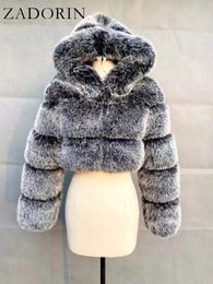 Abrigos y chaquetas de piel sintética recortadas y peludas de alta calidad ZADORIN para mujer abrigo superior esponjoso con capucha chaqueta de piel de invierno manteau femme 231127