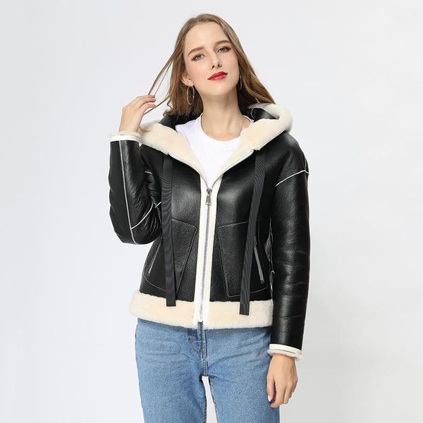 Manteau d'hiver en fausse fourrure pour femmes femmes Simple décontracté noir court fermeture éclair en cuir véritable veste en peau de mouton avec capuche MJF-SJ-05femmes