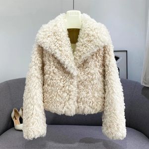 Fourrure de femme Faux hiver mode femmes réel manteau d'agneau chaud court luxe veste en peau de mouton laine col rabattu culture LM5236 231108