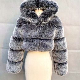 Fausse fourrure pour femmes ZADORIN haute qualité ry recadrée manteaux et vestes femmes Fluffy Top Coat avec veste d'hiver à capuche manteau femme 220927