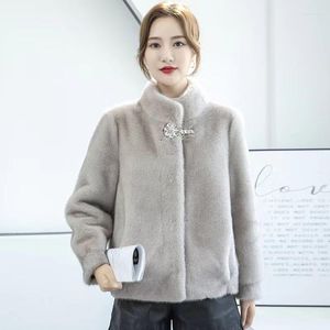 Abrigo de piel sintética de alta calidad para mujer, abrigo cálido a la moda, chaqueta corta de imitación para otoño e invierno, liquidación versátil C101