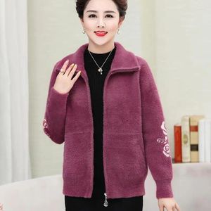 Manteau en velours de vison pour femmes, pull imprimé à la mode, de haute qualité, pour personnes d'âge moyen, veste d'extérieur, automne et hiver, 2023