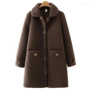 Manteau en cachemire de haute qualité pour femmes, vêtements d'hiver en fourrure pour mères, pardessus intégré d'âge moyen, Faux manteaux 5XL