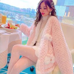 Damesbont roze faux jas 2022 Winterkleding Warm leren jas met lange mouwen pluizige Russische meid modeontwerpster