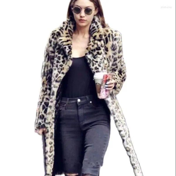 Estrella de piel para mujer con el mismo nombre grande Chaqueta larga de invierno con estampado de leopardo sintético grueso y cálido Mao