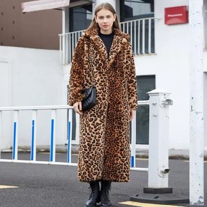 Fourrure pour femmes en gros offre imprimé léopard Faux manteau dames mode Long Style hiver épais chaud surdimensionné veste