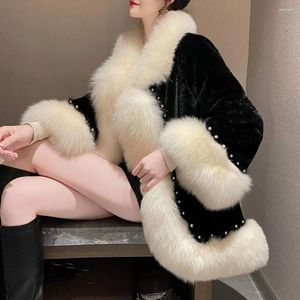 Veste d'hiver en fourrure pour femmes, manteau Poncho de luxe, cape châle à perles, ample, Faux manteaux élégants en peluche pour dames, 2024