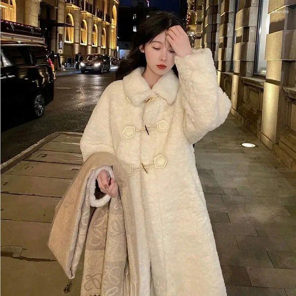 Manteau d'hiver en laine d'agneau pour femme, coupe-vent chaud, Imitation peluche, Long et épais, bouton en corne Vintage, automne