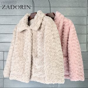 Fourrure pour femmes Zadorin mode coréenne solide hiver revers col gaufrage fausse fourrure de lapin femmes doux chaud rose poilu Teddy veste L220829