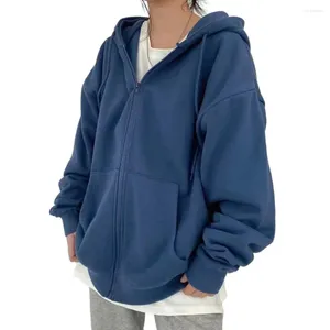 Las sudaderas con capucha para mujer se combinan con pantalones casuales de pierna ancha y jeans ajustados para una apariencia simple y elegante.