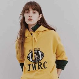 Sweats à capuche pour femmes Sweatshirts 2023 automne/hiver nouveau petit ours vêtements pour femmes Style académique broderie décontracté ample à capuche en peluche pull à manches longues pour les filles