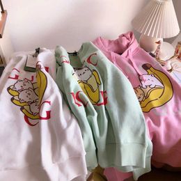Sweats à capuche pour femmes Sweats Designer Automne et Hiver Nouveau Dessin Animé Banane Lettre Impression Pull Hommes Top Manches Longues 8L8B