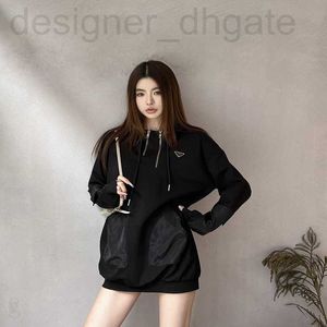 Women's Hoodies Sweatshirts Designer Classic Triangle Label Kort en lange ritsopening Nylon Splicing Design Spring Casual losse sweatshirt jurk met capuchones