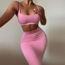 Style Instagram féminin 2024 Été Nouvelle sangle de mode de mode exposée nombril enveloppée demi-jupe pour femmes F51522