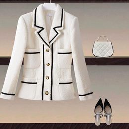 Vestes pour femmes 2021 automne hiver laine Tweed couleur correspondant costume col à manches longues simple boutonnage veste courte pour les femmes