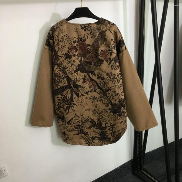 Chaquetas de mujer 2023 Otoño e invierno Patrón de flores de pájaro Impreso Cuello redondo Abrigo de lana de manga larga Caqui SML