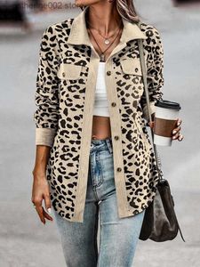 Vestes féminines 2023 Veste imprimement léopard automne veste en velours côtelé de femme pour femmes à manches longues pour la mode lâche de mode hivernale T230828