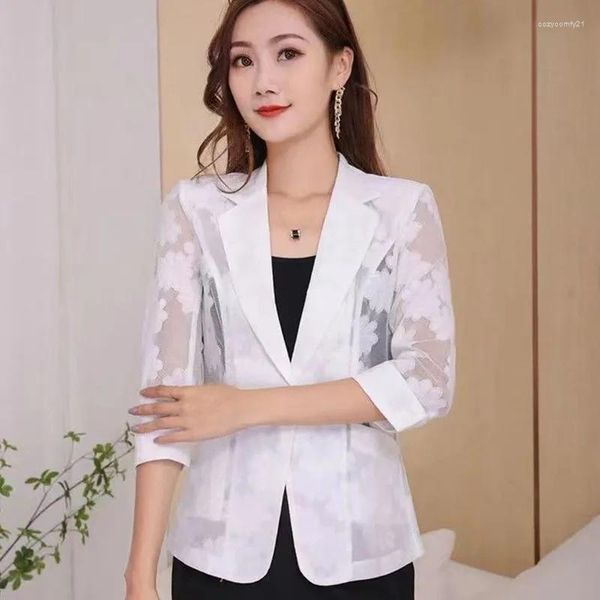 Vestes pour femmes 2023 été femmes mince Cardigan Protection solaire vêtements creux dentelle mince châle bureau dames travail porter Blazers et veste