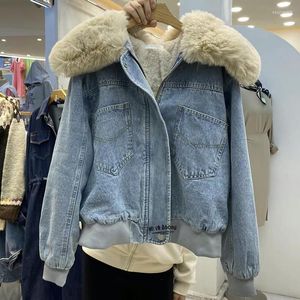 Vestes pour femmes 2023 hiver épais chaud femmes polaire doublure Denim grand col de fourrure femme court jean manteaux B263