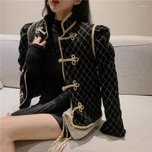 Damesjacks 2023 Winter Winter Women Fashion Outfit Stand Stand Kraag Chinese knoopknop Chic Short Coat Classic Golden String Plaid Jacket