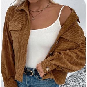 Vestes féminines 2024 Veste en velours côtelé d'automne / hiver vintage Brown Cardigan Pocket dames manteau streetwear décontracté y2k