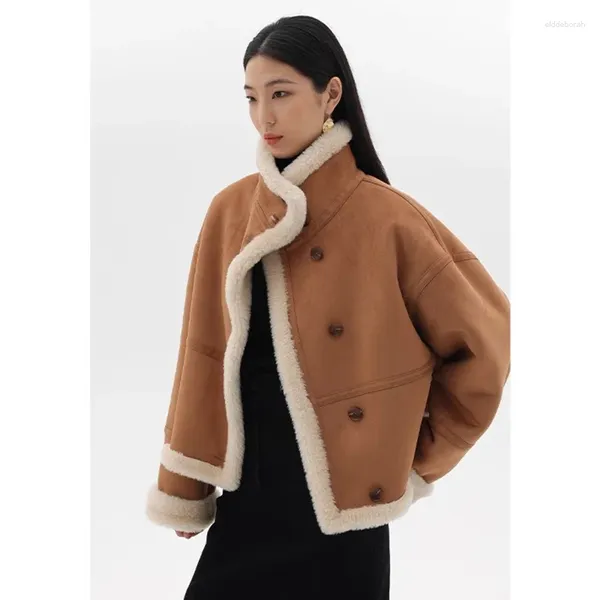 Vestes féminines 2024 Hiver Faux Fur Fleece Coats pour femmes Fashion Fashion Simple Stand Lamb Wool Coat Office Lady Color Solid Color Veste