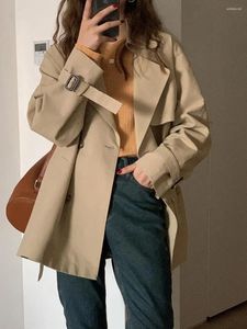 Vestes Femmes Chic Turn-Down Collier Ceinture Trench Coats pour femmes 2023 Automne Double boutonnage Veste coréenne Coupe-vent en vrac Femme