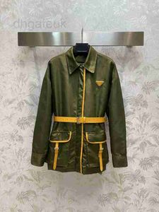 Damesjacks Designer 2024 Groene Turndown Collar Blazer met lange mouwen met riemvrouw Pocket Coat los voor Lady Outfit 5G2T