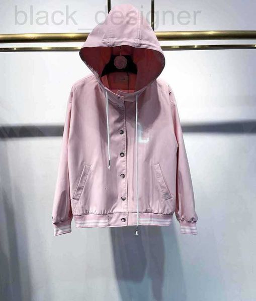 Diseñador de chaquetas de mujer 23. Principios de otoño Nuevo CE Nanyou Chica dulce, gentil y juguetona Reductora de edad Rosa Blanco Contraste Conjunto alto Jersey de béisbol con capucha 4DWC