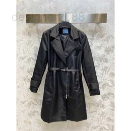 Chaquetas de mujer Diseñador Diseño de marca Solapa Commuter Panel de manga larga Slim Fit Black Spring Winder y abrigo de cuero de otoño E2MX