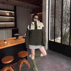 Designer de vestes pour femmes Chaopai 24 printemps nouveau style de couleur entièrement en ligne de style entièrement en liberté à capuche pour l'armée verte décontractée polyvalente 3e8c