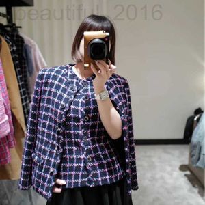 Édition correcte des vestes pour femmes ~ 2024SS Spring / été Nouveau clair et mince plaid à manches longues en laine à manches longues 8003 # APU8