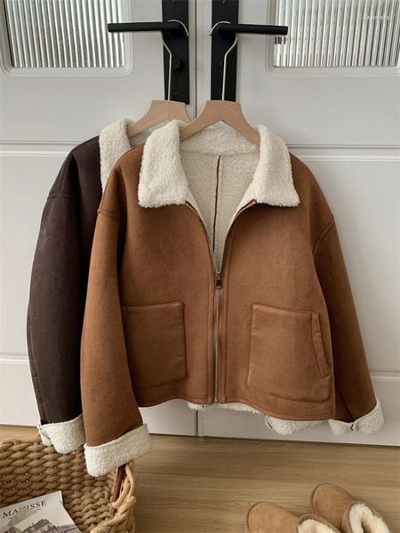 Chaquetas de mujer Chaqueta de gamuza de cuero de doble bolsillo para mujer Forro de piel de oveja de café marrón Abrigo a prueba de viento de invierno