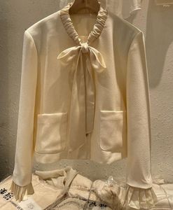 Damesjassen Europees herfst 2023 High -end elegante boog veter uit het versleten jas jas trend Koreaanse stijl