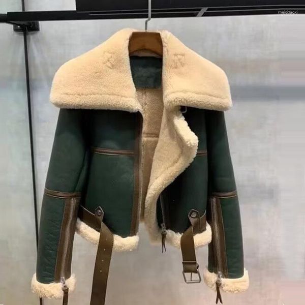 Chaquetas de mujer Moda Chaqueta corta verde Invierno Cálido Ante Forro de piel falsa Abrigo de mujer 2023 Abrigo femenino grueso coreano