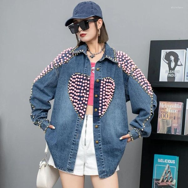 Chaquetas de mujer Industria pesada Amor Camisa de mezclilla con cuentas para mujeres 2023 Moda retro Diseño casual Sentido Tops Chaqueta de Jean de moda