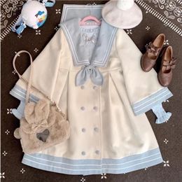 Vestes pour femmes Fille japonaise Style doux Manteau de laine Veste mignonne Hiver Femme Cachemire College Lolita Navy Collier mi-longueur