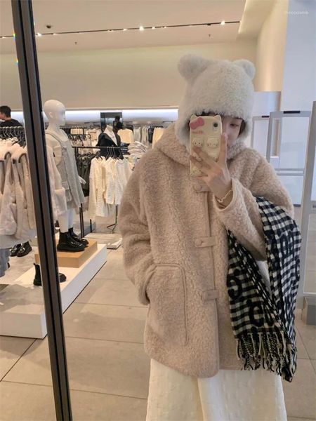 Chaquetas de mujer moda coreana suave lana de cordero rosa y piel integrada 2024 invierno suelta Casual Abrigo con capucha ropa femenina