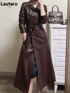 Damesjassen Lautaro Spring Herfst Long Wine Red Soft Faux Leather Trench Coat For Women Belt Double Breasted Luxe Elegant Fashion 230313