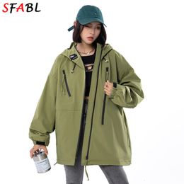 Damesjacks Sfabl Fashion Hooded Jacket Women Outize Streetwear Hip Hop Sports Jacket's Wind Breakher Waterdichte lagen 3XL 230821