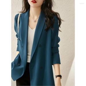 Vestes pour femmes Tempérament de couleur unie Trajet Changbei Collier de fruits verts Acide acétique Manteau de costume vertical pour les femmes