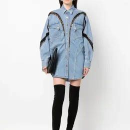 Vestes pour femmes Stylewomen's Denim Jacket Women's 2024 Spring and Automne Spicy Girls Street Fashion 3D Segmentation Splicced Shirt ST