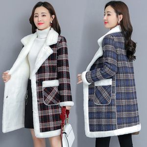 Vestes pour femmes hiver coréen Plus velours épaissir veste chaud ample Plaid long survêtement Faux agneau manteaux grande taille femme Parkas 230223