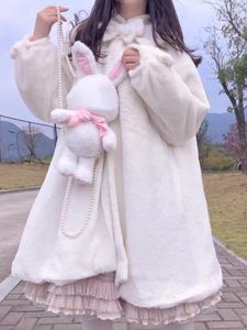 Vestes Femmes Hiver Chaud Kawaii Laine Manteau Femmes Lâche Japonais Doux Lolita Veste De Survêtement Femme Coréenne Mignon Poches Sweats À Capuche Pardessus