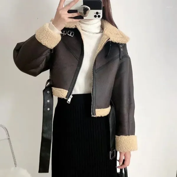 Vestes Femmes Femmes Mode Épais Chaud Faux Shearling Veste Manteau Vintage À Manches Longues Ceinture Ourlet Femelle Survêtement Chic Tops