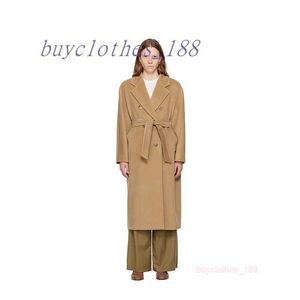 Vestes pour femmes Mélanges de mélange de laine Trench-Coat de créateur 2024 Nouveaux vêtements d'hiver de mode de mode coréenne au printemps avec ceinture pxqp