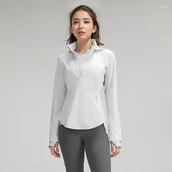 Vestes pour femmes Costume de yoga Été Protection solaire en plein air Vêtements d'extérieur à capuche et respirant Objectif Smasher Veste de sport